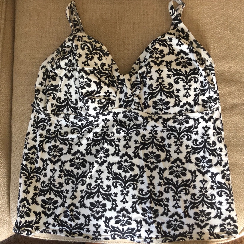 Lands’ End Swim tankini top 14 DD